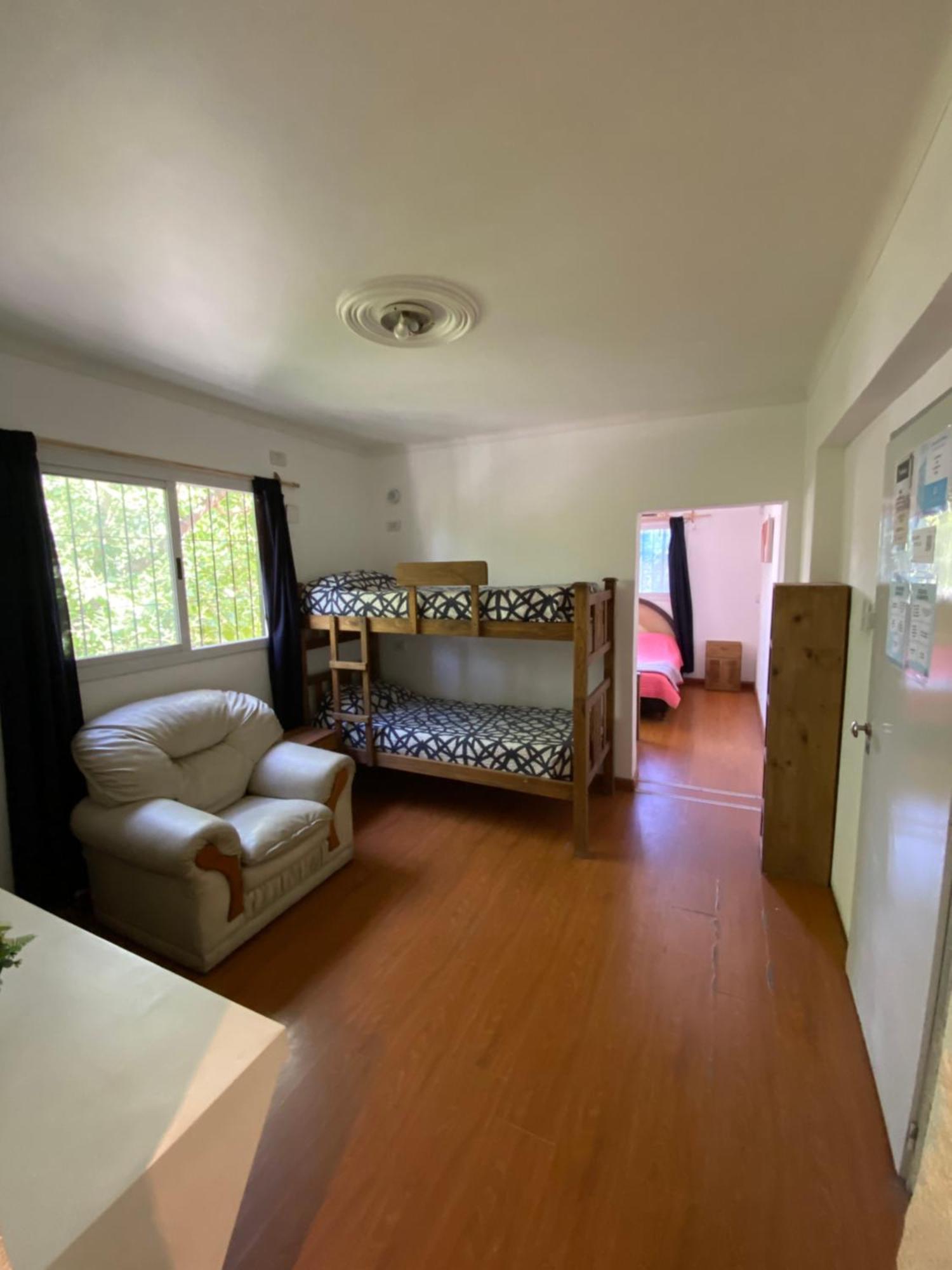 Dptos S & J Mendoza Hostel Guaymallen Kültér fotó